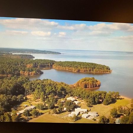 Alpine Lakeview Motel Room Wifi,Sandy Beach Boat Ramp,Pier,Marina,Bath House With Laundromat Hemphill Oda fotoğraf